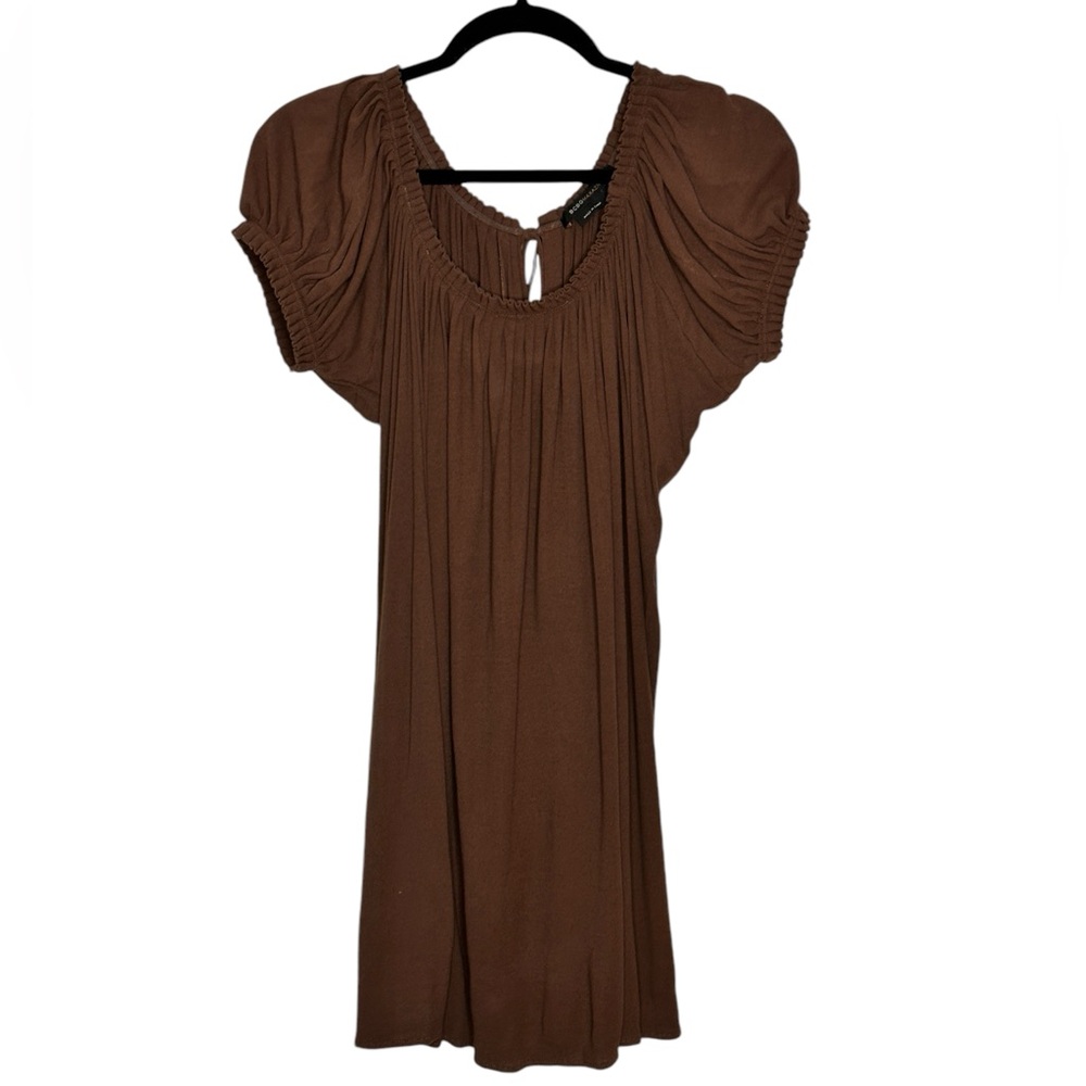BCBGMaxAzria Brown Short Sleeve Smocked Neck Dress